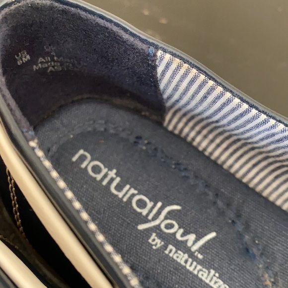 Natural Soul Navy & White Leather Astonish Loafer size 6 - Picture 10 of 13